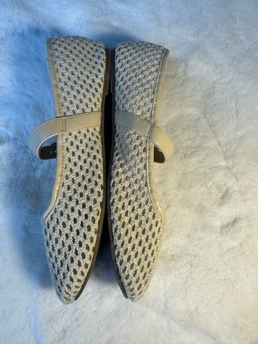 Universal Thread Cream Women’s  Mary Jane Flats Size 8.5 - Picture 2 of 7